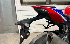 HONDA CBR1000RR-R FB SP 2023 SC82
