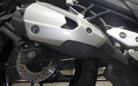 YAMAHA FZ25