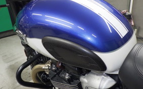 TRIUMPH BONNEVILLE T100 2021