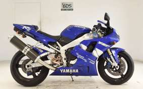 YAMAHA YZF-R1 1999 RN011