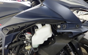 KAWASAKI ZX-25R ZX250E