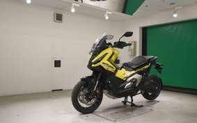 HONDA X-ADV 750 2025 RH21