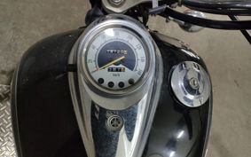 YAMAHA DRAGSTAR 250 VG02J