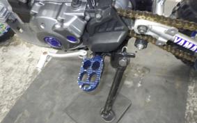 YAMAHA TT-R50 E CA01W
