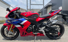 HONDA CBR1000RR-R FB SP 2024 SC82