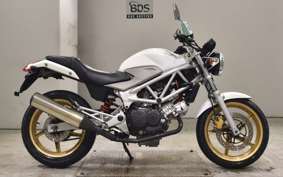 HONDA VTR 250 Gen. 2 2006 MC33