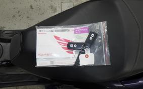 HONDA PCX125-3ﾊEVEﾘｯﾄﾞ 2006 JF84