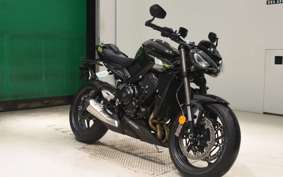TRIUMPH STREET TRIPLE RS 2026