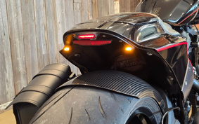 HARLEY HARLEY FXDR114 2018 YVK