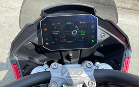 MOTO GUZZI V100MANDERRO 2023