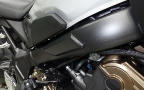 HONDA CB650R E-Clutch 2026 RH17