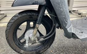 SUZUKI LETS4 CA45A