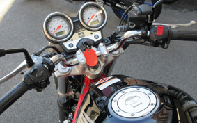 HONDA VTR 250 MC33