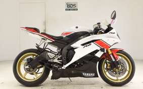 YAMAHA YZF-R6