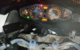 SUZUKI GSX1300R HAYABUSA 2001 A1111