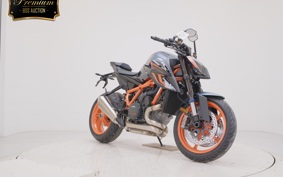 KTM 1290 SUPER DUKE R EVO