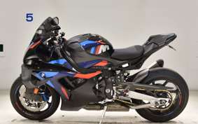 BMW M1000RR 2025