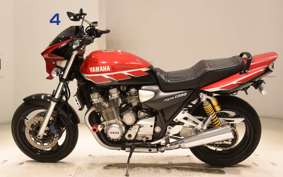 YAMAHA XJR1300 2001