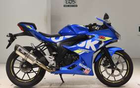 SUZUKI GSX-R125 DL33B