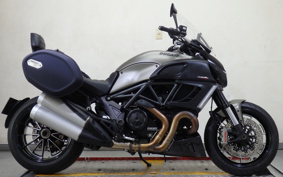 DUCATI DIAVEL STRADA 2013 ZDMG102JBDB