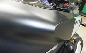 HUSQVARNA スバルトピレン801 2024