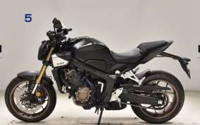 HONDA CB650R E-Clutch 2025 RH17