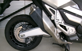 HONDA X-ADV 750 2017 RC95