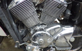 HONDA SHADOW 750 Gen. 2 1997 RC44