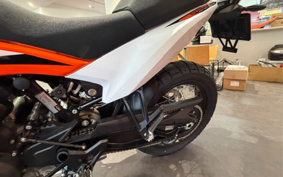 KTM 890 ADVENTURE	 TS640