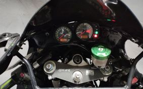 KAWASAKI ZX900R NINJA 2000 ZX2E16