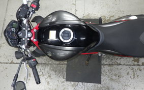 SUZUKI ｸﾞﾗﾃﾞｨｳｽ400 2014