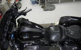 HARLEY FLHXSE 1800CVO 2016