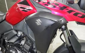 SUZUKI Vｽﾄﾛｰﾑ250 2022