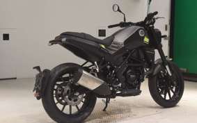BENELLI レオンチーノ250