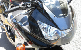 HONDA CBR929RR 2000 SC44