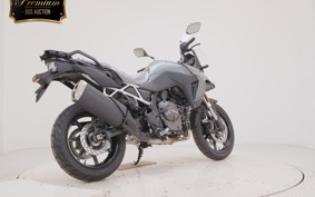 SUZUKI Vｽﾄﾛｰﾑ800 2025