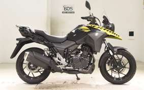 SUZUKI Vｽﾄﾛｰﾑ250A 2021