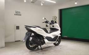HONDA PCX125 2004 JK05