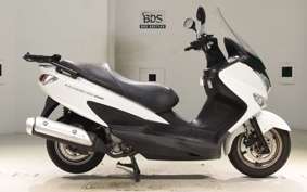 SUZUKI SKYWAVE 200 (Burgman 200)