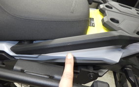 SUZUKI Vストローム800DE EM1BA