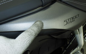 TRIUMPH STREET TRIPLE RS 2020