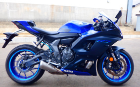 YAMAHA YZF-R7 2023 RM39J