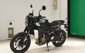 HUSQVARNA スバルトピレン801