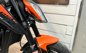 KTM 890 DUKE 2023 TU940