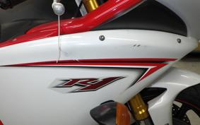 YAMAHA YZF-R1 2010
