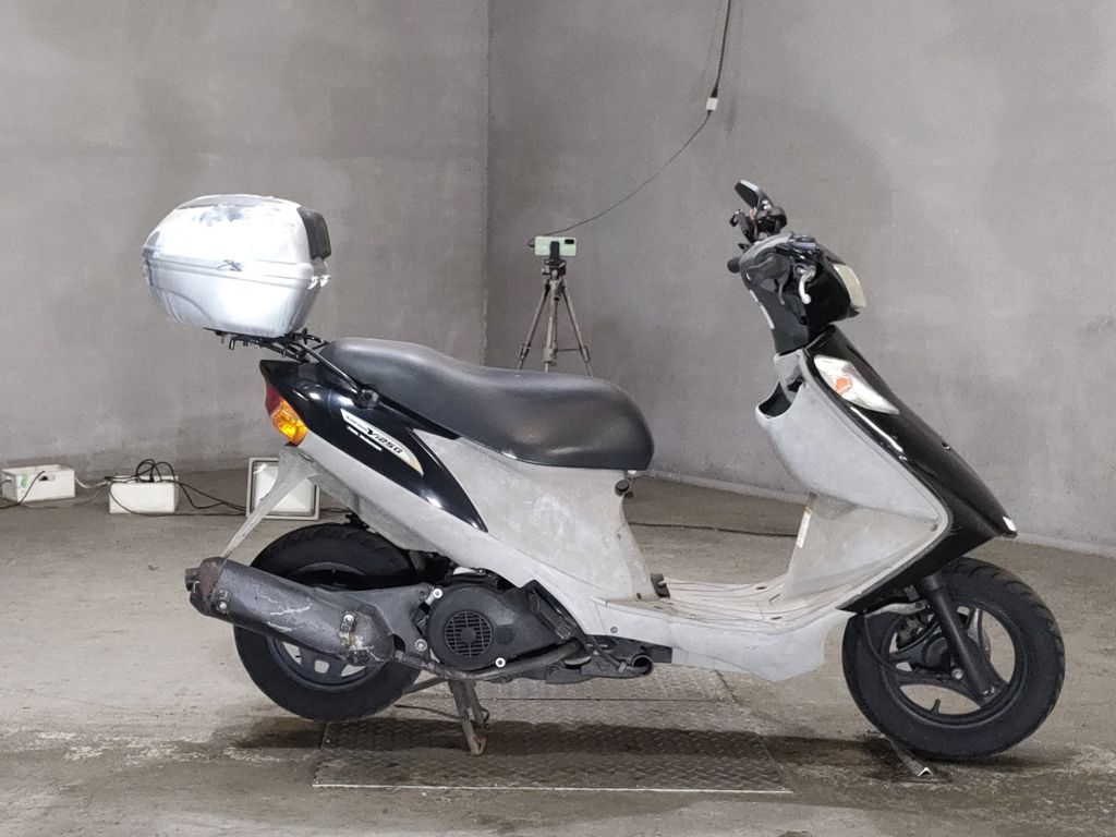 Фото Suzuki ADDRESS V125 с японского аукциона