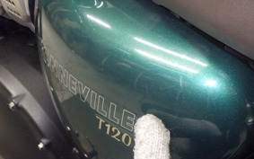 TRIUMPH BONNEVILLE T120 2016