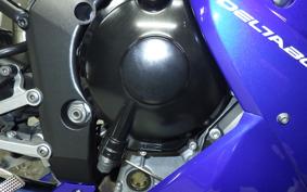 YAMAHA YZF-R1 2002