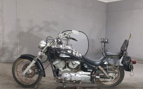 YAMAHA DRAGSTAR 250 VG02J