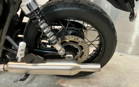 TRIUMPH BONNEVILLE T100 2021 DAD70G